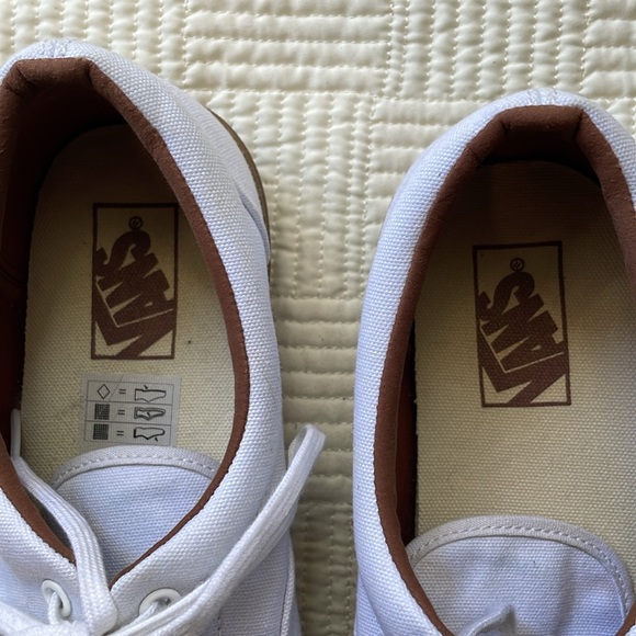 -Vans - Picture 6 of 8